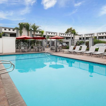 אנהיים Solara Inn And Suites מראה חיצוני תמונה