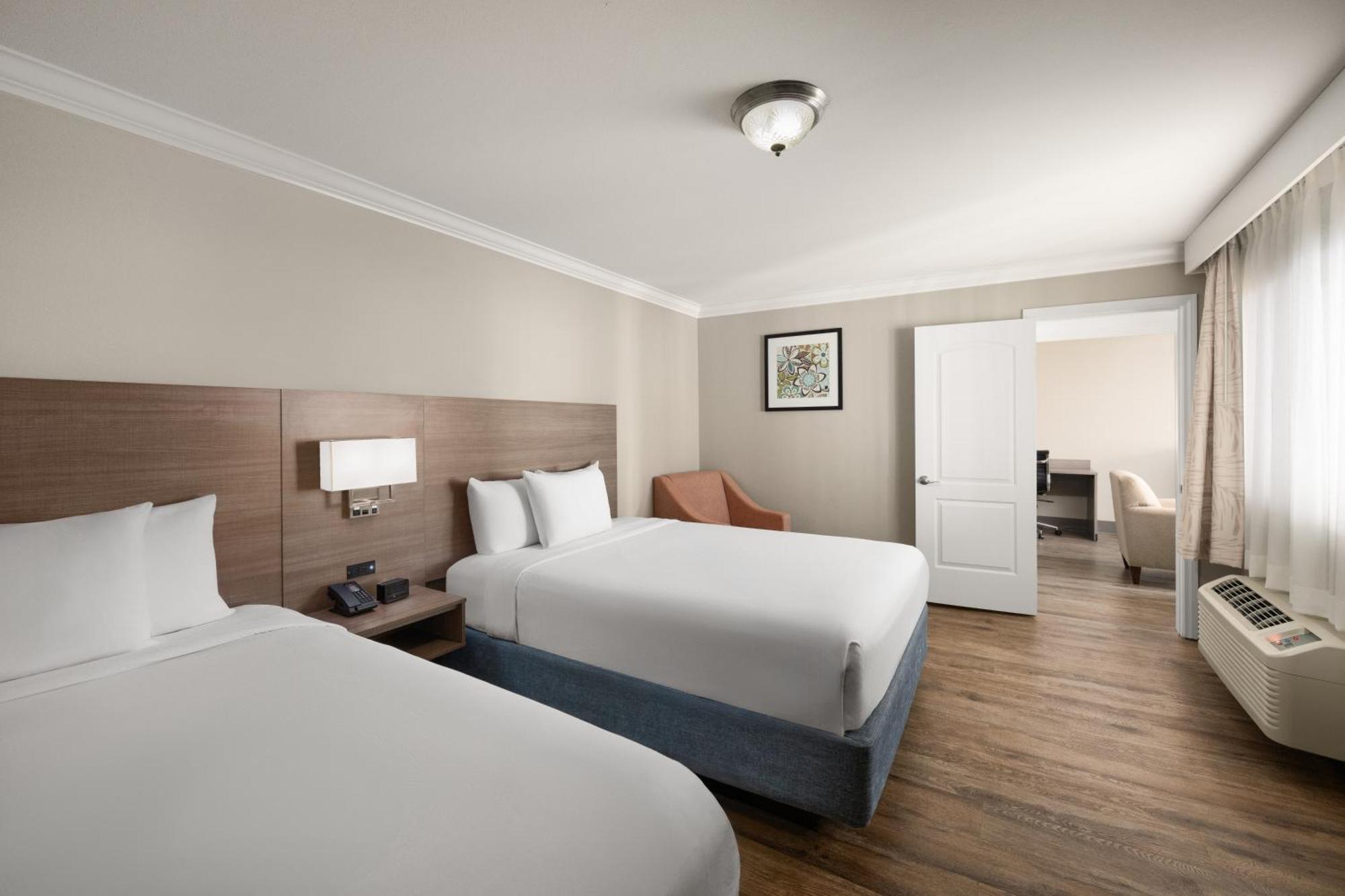 אנהיים Solara Inn And Suites מראה חיצוני תמונה