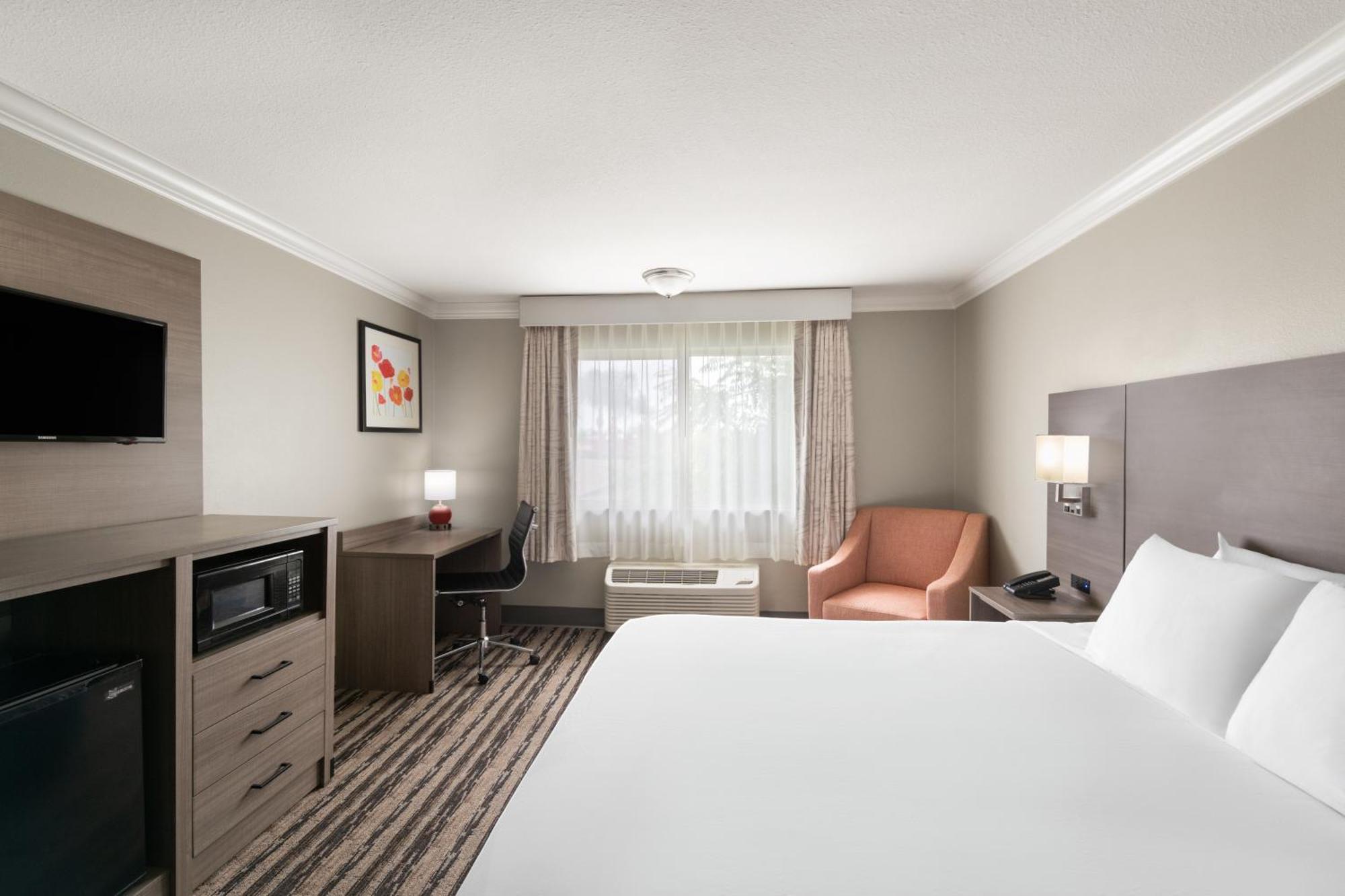 אנהיים Solara Inn And Suites מראה חיצוני תמונה