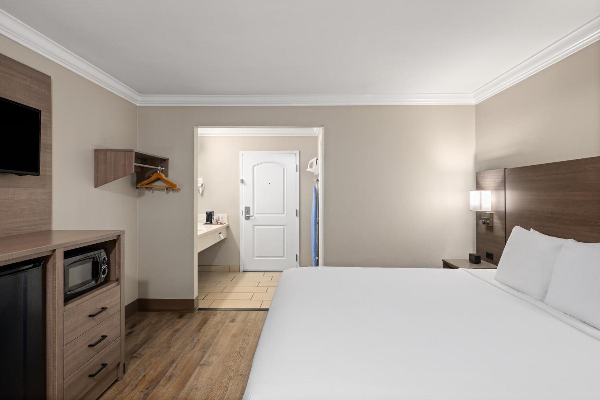 אנהיים Solara Inn And Suites מראה חיצוני תמונה